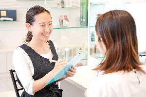 写真:親身なカウンセリング
